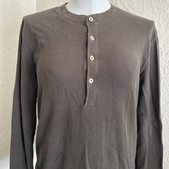 7 for all mankind Army Green Henley Long Sleeve Shirt Men’s Small - Picture 2 of 8